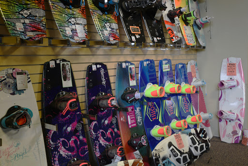 Sporting Goods Store «Santa Rosa Ski and Sports», reviews and photos, 2875 Santa Rosa Ave B2, Santa Rosa, CA 95407, USA