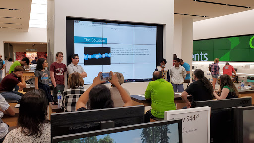 Computer Store «Microsoft Store», reviews and photos, 5015 Westheimer Rd A2421, Houston, TX 77056, USA