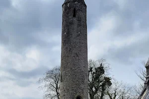 Timahoe Round Tower image