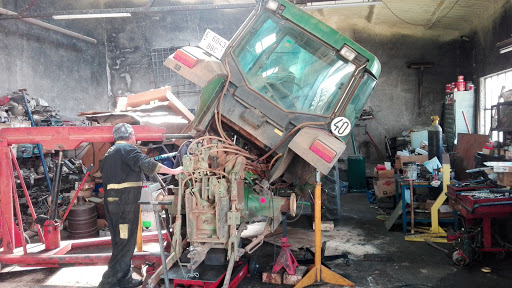 Talleres SALGADO Gruas en Matilla de los Caños del Río, Salamanca