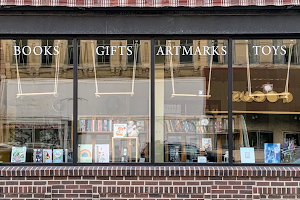 Lunar & Lake Book Market image