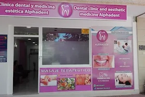 Dentista en Benidorm Clínica Alpha Dental | Ortodoncia · Implantes dentales y Medicina Estética | Dentistas en Benidorm image
