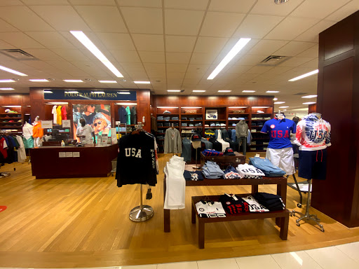 Shopping Mall «Town Center at Cobb», reviews and photos, 400 Ernest W Barrett Pkwy NW, Kennesaw, GA 30144, USA