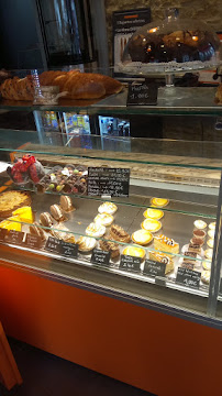 Vitrine du Restaurant servant le petit-déjeuner Au Petit Marietton à Lyon - n°2