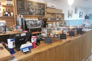 Caffe Lee - Cafe/Bar image