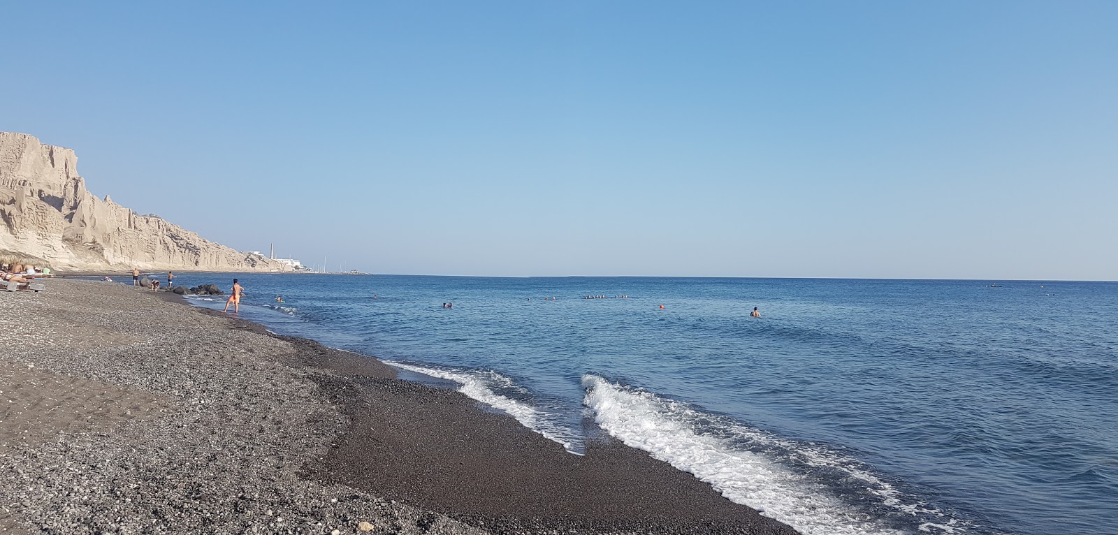 Theros beach'in fotoğrafı doğal alan içinde bulunmaktadır