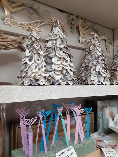 Gift Shop «Sanibel Seashell Industries», reviews and photos, 1544 Periwinkle Way, Sanibel, FL 33957, USA