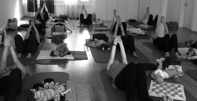 Rezensionen über Familien Yoga in Zürich - Yoga-Studio