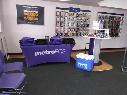 Cell Phone Store «MetroPCS Autorized Dealer», reviews and photos, 509 N Military Hwy, Norfolk, VA 23502, USA
