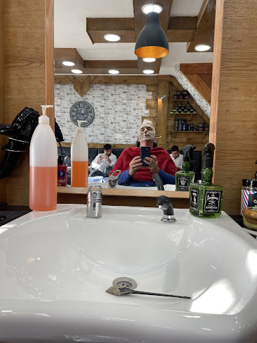 Comments and reviews of İstanbul barber Turkish barber