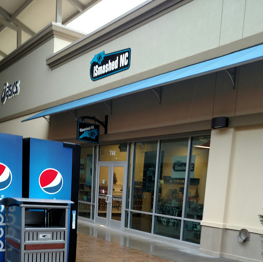 Cell Phone Store «iSmashed NC», reviews and photos, 800 Brevard Rd #744, Asheville, NC 28806, USA