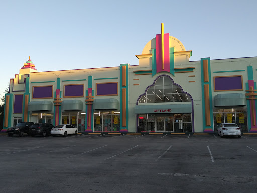 Giftland souvenirs, 12805 FL-535, Orlando, FL 32836, USA, 