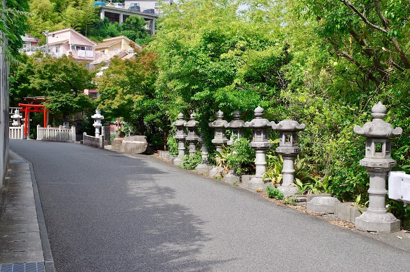 嵩富出世龍王神社