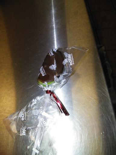 Gift Shop «Edible Arrangements», reviews and photos, 1661 E Monte Vista Ave, Vacaville, CA 95688, USA