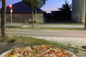 Pizza Heimservice Roma image