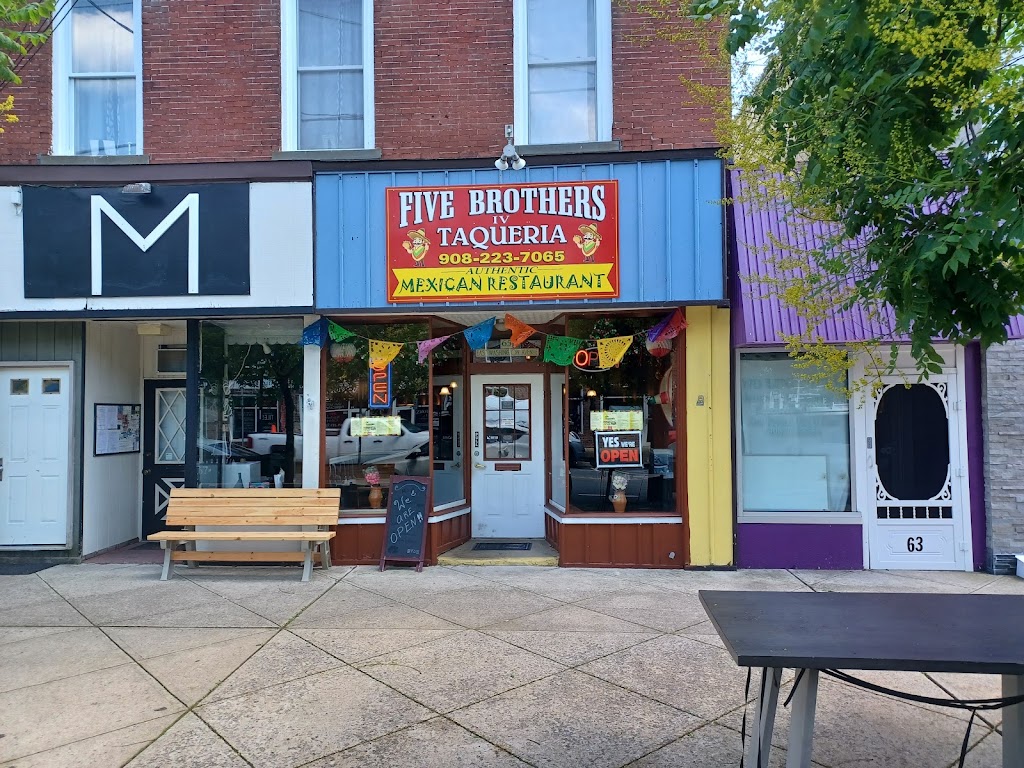 5 Brothers Taqueria (Washington) 07882