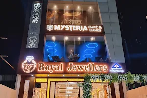 Royal Jewellers | Best Jewellery Shop in Varanasi | best jewellery store in varanasi | Diamond jewellery in varanasi image