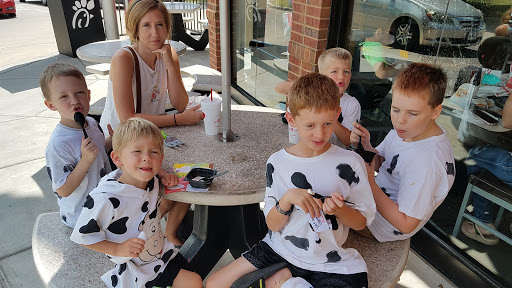 Fast Food Restaurant «Chick-fil-A», reviews and photos, 2711 N Belt Line Rd, Irving, TX 75062, USA