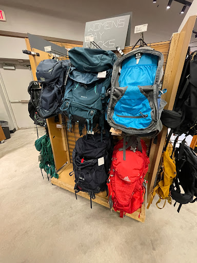 Camping Store «REI», reviews and photos, 17W160 W 22nd St, Oakbrook Terrace, IL 60181, USA