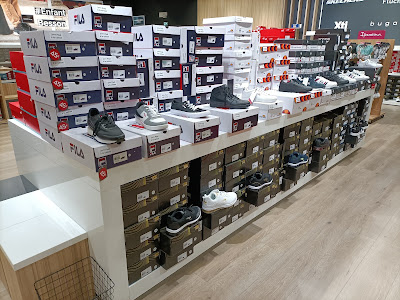 Besson Chaussures Mont De Marsan à Saint-Pierre-du-Mont
