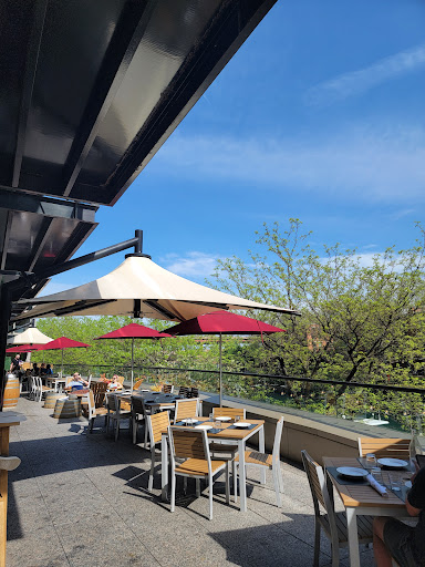 American Restaurant «Pinstripes», reviews and photos, 435 E Illinois St, Chicago, IL 60611, USA