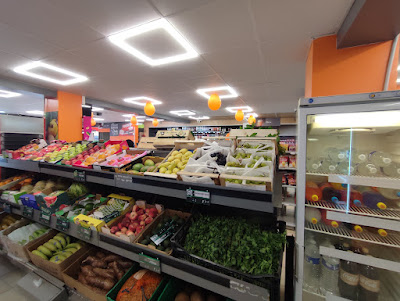 Cocci Market ( blanc mensil exotic) à Le Blanc-Mesnil