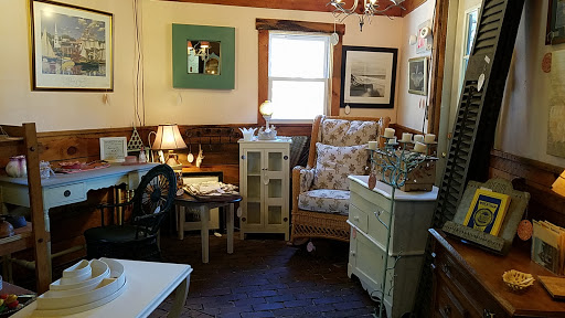 Antique Store «Wrentham Country Store», reviews and photos, 715 East St, Wrentham, MA 02093, USA