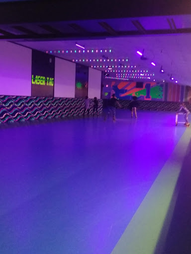 Roller Skating Rink «Skate Estate», reviews and photos, 3401 Vestal Rd, Vestal, NY 13850, USA