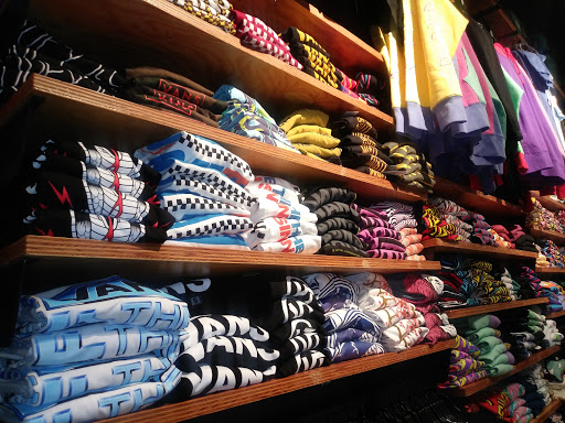 Clothing Store «Zumiez», reviews and photos, 10300 Southside Blvd #2125b, Jacksonville, FL 32256, USA