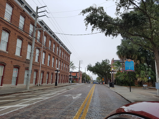 Centro Ybor Garage