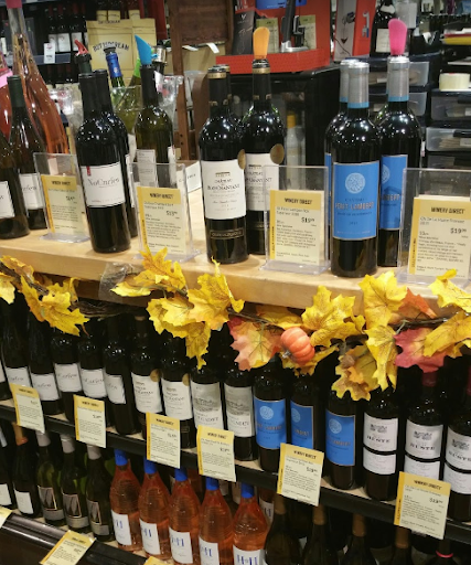 Wine Store «Total Wine & More», reviews and photos, 5050 Town Center Cir, Boca Raton, FL 33486, USA