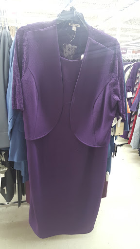 Clothing Store «K&G Fashion Superstore», reviews and photos, 5425 Xerxes Ave N, Brooklyn Center, MN 55430, USA