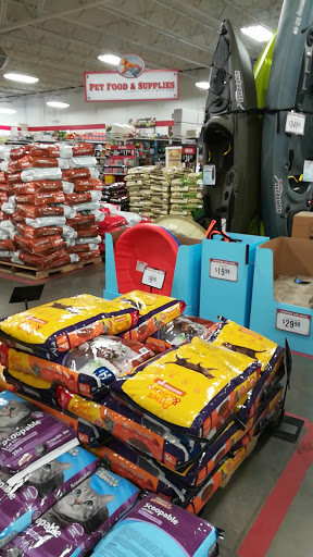 Home Improvement Store «Tractor Supply Co.», reviews and photos, 1248 Airport Park Blvd, Ukiah, CA 95482, USA