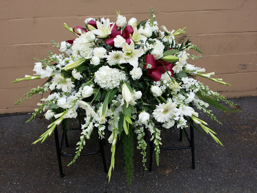 Florist «Village Flowers & Gifts», reviews and photos, 527 W Lodi Ave, Lodi, CA 95242, USA