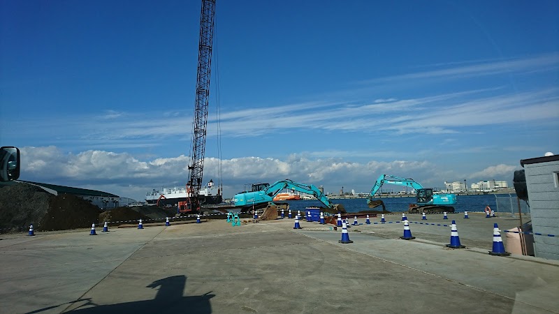 北海道開発局 室蘭開発建設部 苫小牧港湾事務所