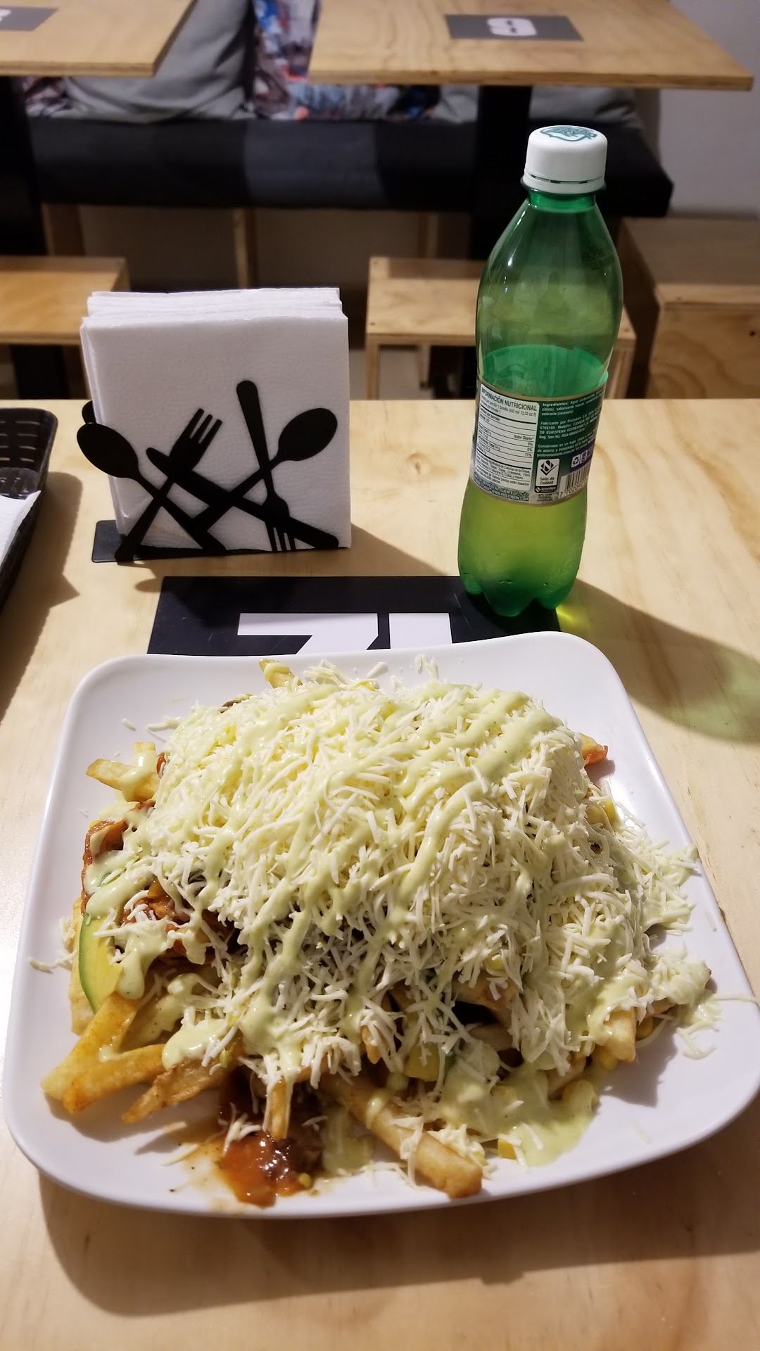 El Refugio Food Beer House