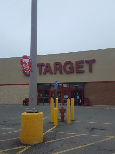 Department Store «Target», reviews and photos, 2000 9th Ave SE, Watertown, SD 57201, USA