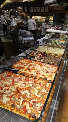 Gourmet Grocery Store «Metropolitan Market», reviews and photos, 2320 42nd Ave SW, Seattle, WA 98116, USA