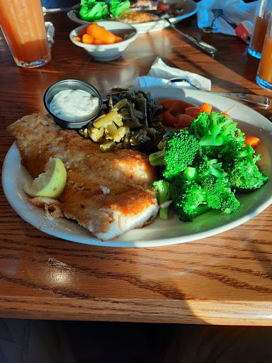 American Restaurant «Cracker Barrel Old Country Store», reviews and photos, 11701 University Ave, Clive, IA 50325, USA