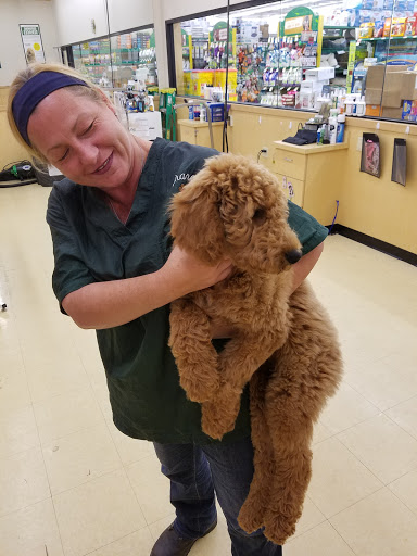 Pet Supply Store «Pet Supplies Plus», reviews and photos, 5229 Library Rd, Bethel Park, PA 15102, USA