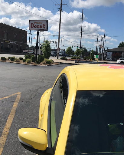 Donut Shop «Munster Donuts», reviews and photos, 8314 Calumet Ave, Munster, IN 46321, USA
