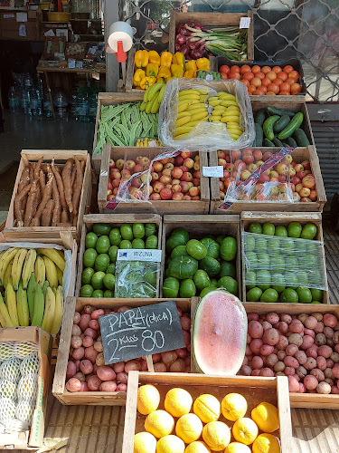 Autoservice frutasyverduras la familia - Tienda de ultramarinos