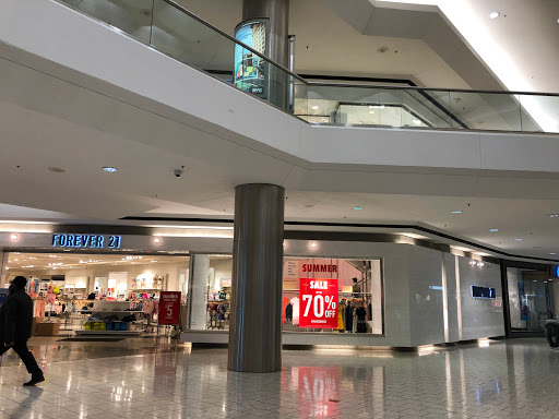 Shopping Mall «Stamford Town Center», reviews and photos, 100 Greyrock Pl, Stamford, CT 06901, USA