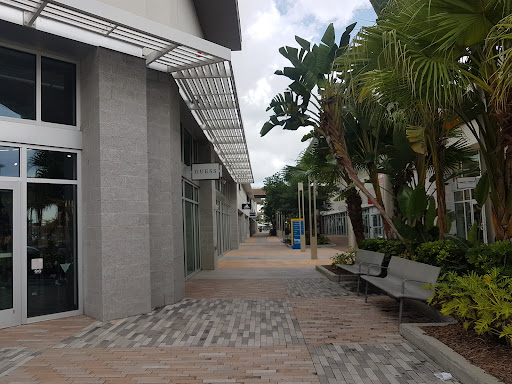 Outlet Mall «Tanger Outlet Daytona», reviews and photos, 1100 Cornerstone Blvd, Daytona Beach, FL 32117, USA