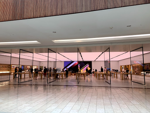 Computer Store «Apple Natick Collection», reviews and photos, 1245 Worcester St, Natick, MA 01760, USA