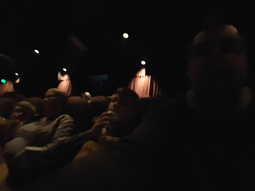 Movie Theater «Cornelius 10 Cinemas», reviews and photos, 200 N 26th Ave, Cornelius, OR 97113, USA