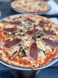 Plats et boissons du Pizzeria LA PIZZA à Gréoux-les-Bains - n°2