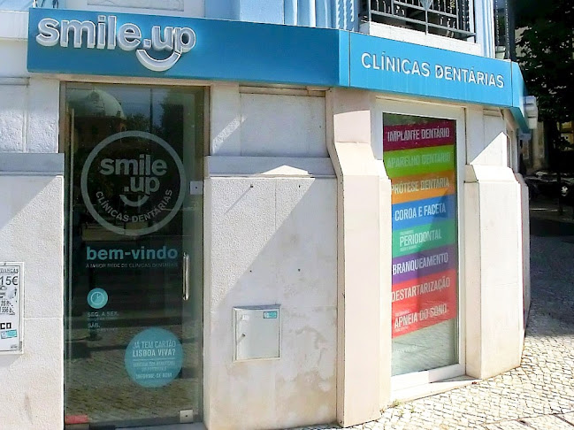 Smile.up Clínicas Dentárias Campo Pequeno - Dentista