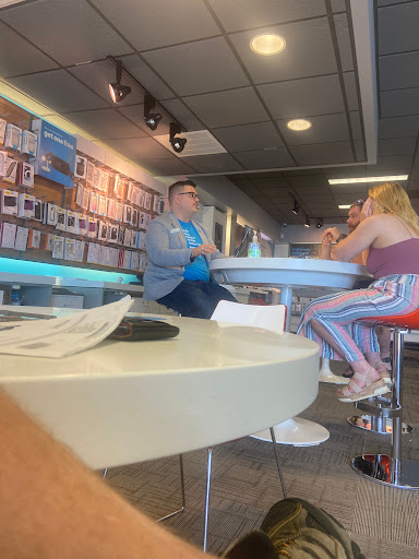 Cell Phone Store «AT&T», reviews and photos, 809 Scranton Carbondale Hwy, Scranton, PA 18508, USA