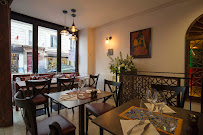 Atmosphère du Restaurant de spécialités perses Restaurant Cheminée à Paris - n°15